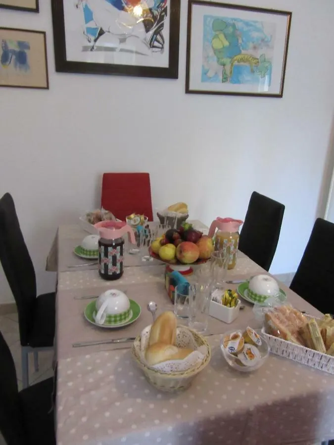 Nenna Appartement Olbia 0*,